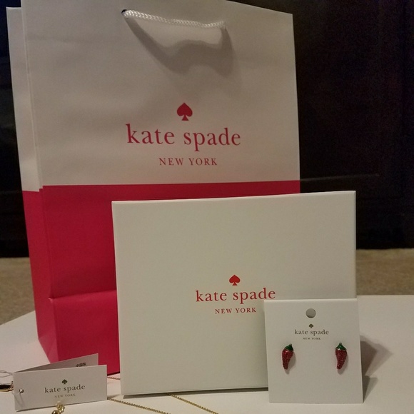 Kate Spade Pepper Bundle - Earrings & Necklace SEO - Picture 3 of 6